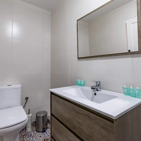 Travel Habitat Port Valencia. * Βαλένθια