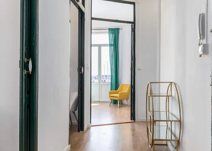 Travel Habitat Port Valencia. شقة