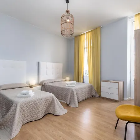 Travel Habitat Port Valencia. Apartment Valencia